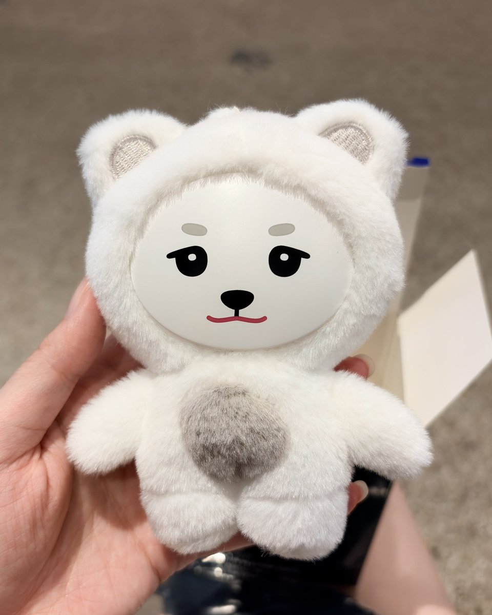steveye9kr's tweet photo. JYP FLAGSHIP フラッグシップ ランダムバックチャーム NEXZ NEXZOO Nexz Exchange

【希望価格】1点につき1200円

本日代官山にて受け渡し可能
または10月11日東京のイベント会場外、もしくは東京にて受け渡し可能

条件が合う方はご連絡ください🤲🏻 https://t.co/MzVY9OaEbx