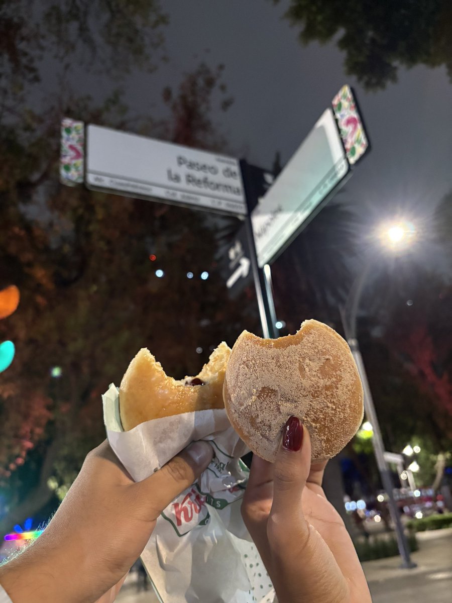 Navaralejadro's tweet photo. Ya les dije que amo la CDMX? https://t.co/u1wNuLoWNS