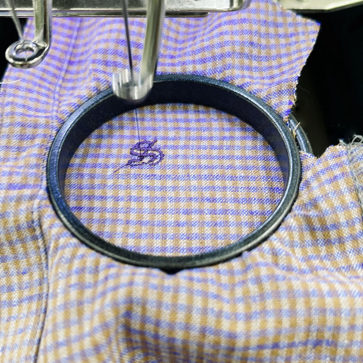 rainpluvia_'s tweet photo. 刺繍中
これは絶対可愛く仕上がる！ https://t.co/r19qi2Jz98