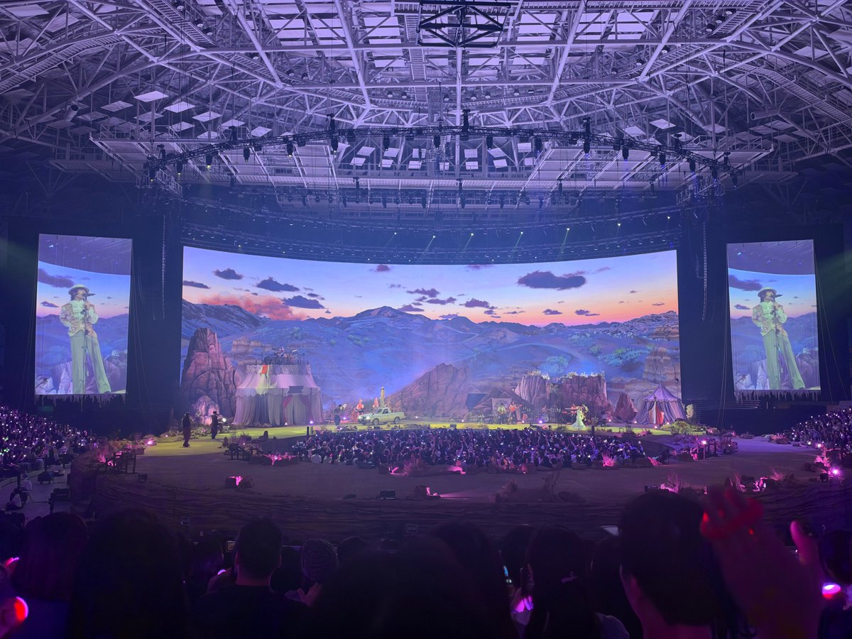 uyujjaee's tweet photo. #윤재혁 wv dm

🦁: kemaren aku pergi ke konser AKMU sunbae!!
🦁: panggungnya cantik banget
🦁: baru masuk aja langsung kek "WOAHH" suaranya kedengeran
🦁: sampe sampe tata panggungnya tuh bagus banget semua, sukaaa~
🦁: mereka keluar sambil naik mobil gitu https://t.co/iRhFOIgn4v