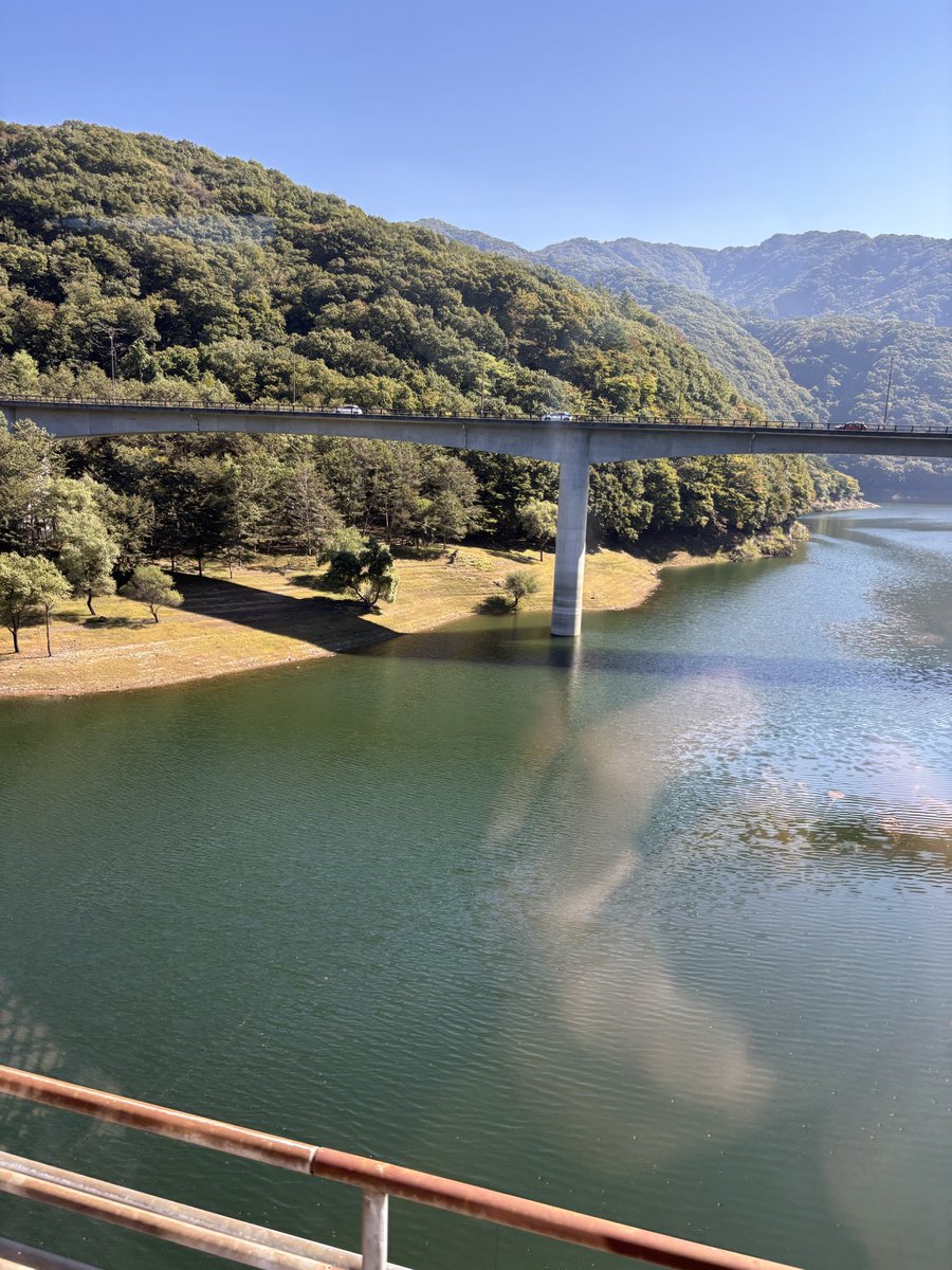 uguisu54's tweet photo. 山が深い⛰️🚃フォレストアドベンチャー🌳で会津若松へ

#小原涼会津若松凱旋ワンマン
#MyLiveLifeSMILY https://t.co/IcFtAN00kJ
