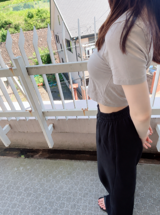 ysbcf19974215's tweet photo. まだ半袖いける🥺 https://t.co/dyKXh6J5Xs