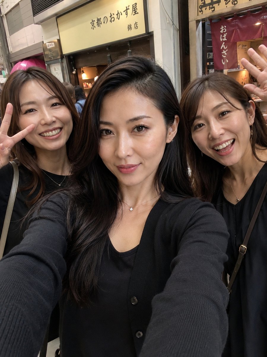 Futuriistiic4's tweet photo. 不動産会社の社長やってます。

でも恋愛になると全然しっかりしてません😂

48歳の甘えん坊ってアリ？ https://t.co/UDHCIbcmpK