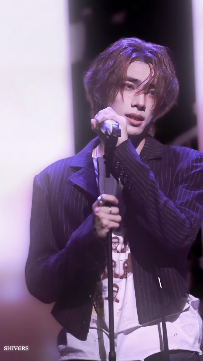 ShelterSongSaki's tweet photo. 2026 WayV CONCERT TOUR
BORN THIS Way in Chengdu
20261007
🫳🏻￼￼￼🐶
#肖俊 #肖德俊 #xiaojun 
#샤오쥔  #シャオジュン
#WayV #威神V 
#XIAOJUN_BORNTHISWay https://t.co/HvPJR6xIfY