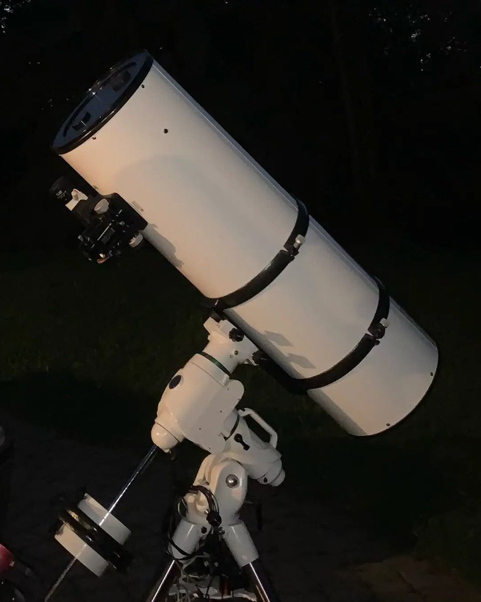 kadaluniverse's tweet photo. Late upload.. took time to convertion and processing..

But i believe it a worth.. and happy to share with y'all..

#Luna 
#Jupiter_4_Galilean_Moons

#Jupiter_Occulation
#Kadal_AstroPics
#Kadal_Universe https://t.co/rFaxRvQWai