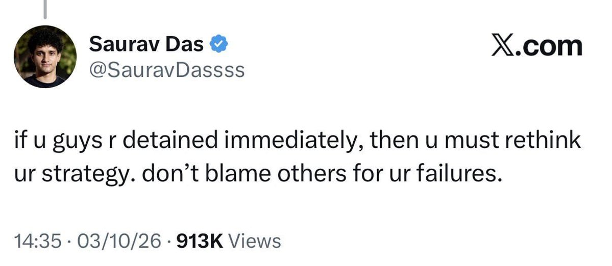 Mrsinha's tweet photo. Fatherless Nepali was was trolling others, saying it was their fault that they got detained.

Now Delhi Police is detaining them! Karma.

Full support to Delhi Police! https://t.co/prbd2guZjN