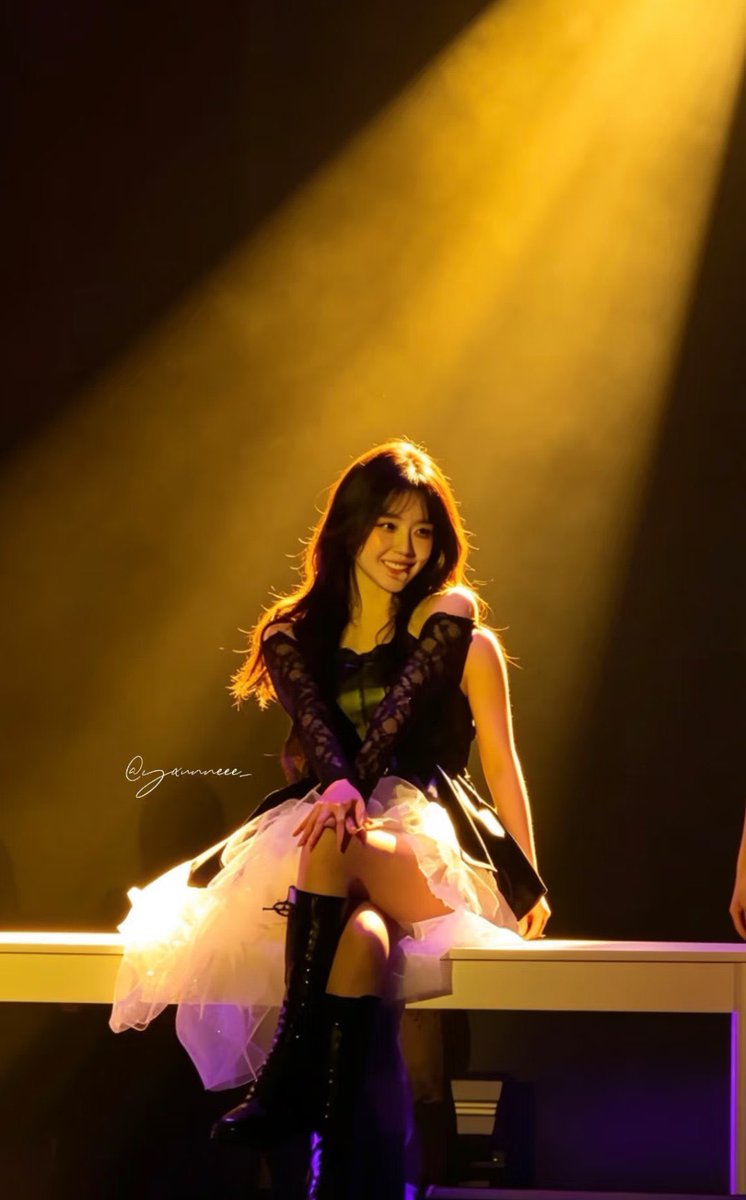 beambaebaee's tweet photo. นี่เป็นหลักฐานว่าไอรีนเป็นนางฟ้ามาเกิดจริง ๆ https://t.co/xPtsXsLaDn
