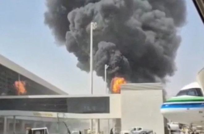 hiiraan's tweet photo. Three Saudi nationals killed in Houthi attacks on Riyadh airport: Three Saudi Arabian nationals have been killed in two attacks on the international airport in the… www.​hiiraan.​com/world4/2026/Oct/206487/three_saudi_nationals_killed_in_houthi_attacks_on_riyadh_airport.​aspx https://t.co/1d9xTGPznw