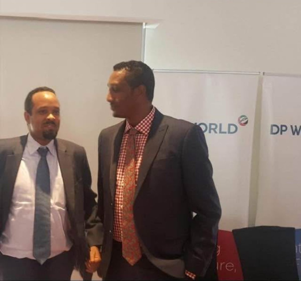 Awale11's tweet photo. #Congratulations my friend #Ahmed #Shide, the 1st ethnic Somali Ethiopian elected as Speaker of the lower house of Parliament 🇪🇹. It’s a significant milestone and timely recognition.Ethiopia is in better shape economically,partly thanks to the reforms implemented.@Mustafe_M_Omer https://t.co/97a5MAIJwn