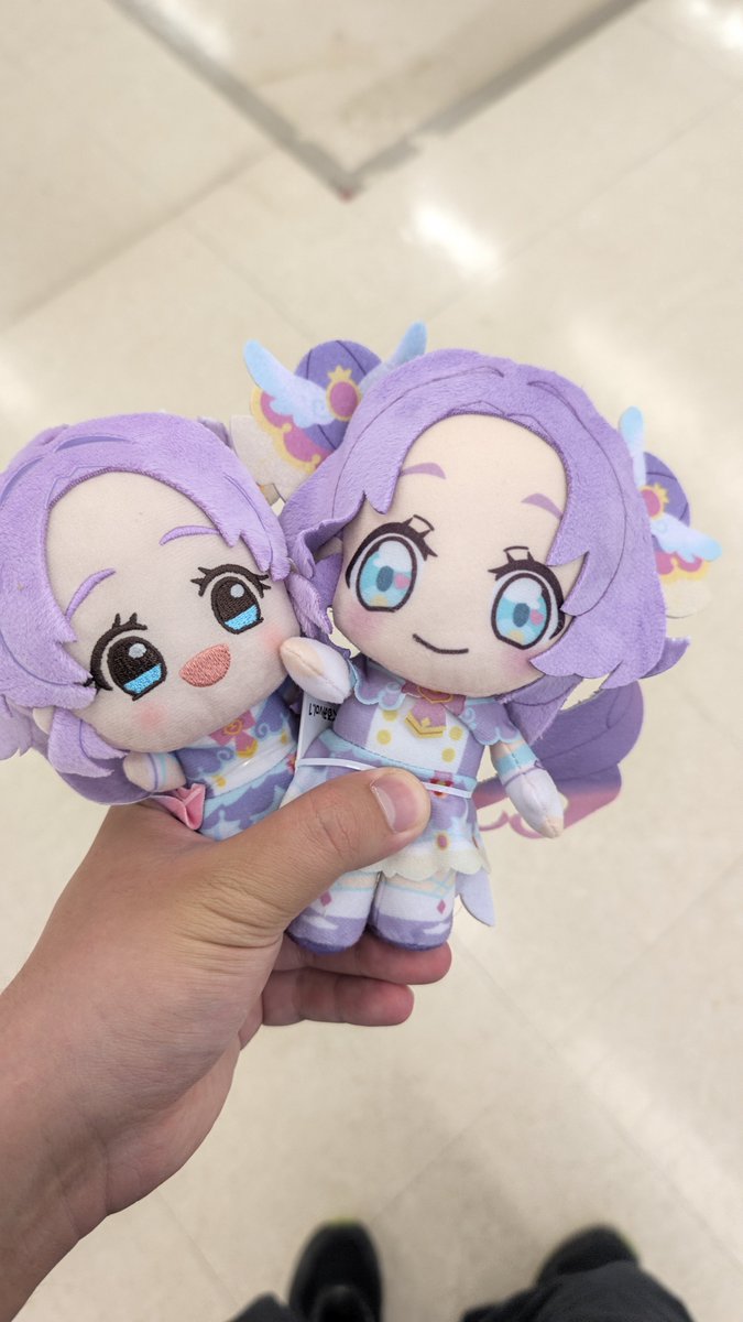 sak_ta944's tweet photo. どっちもなんとなくで数回やったらどっちも確率来て取れた
おかげでキュアアンサー×2持ちながらイオンスーパーセンター徘徊してる変人みたいになってる https://t.co/VRMqHTRWK1