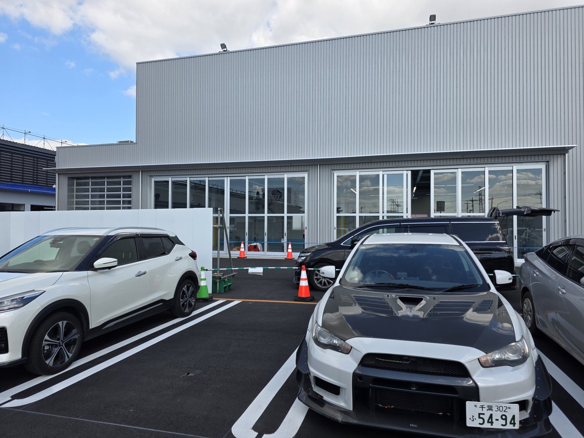 b9fd89afa13d468's tweet photo. 小物を物色に #スーパーオートバックス千葉長沼店 に物色に来たら改装中で営業してなかった🥶
#ランサーエボリューションX
#ランエボ
#三菱自動車
#LANCEREvolution
#JDM https://t.co/oS7BdP2Nil