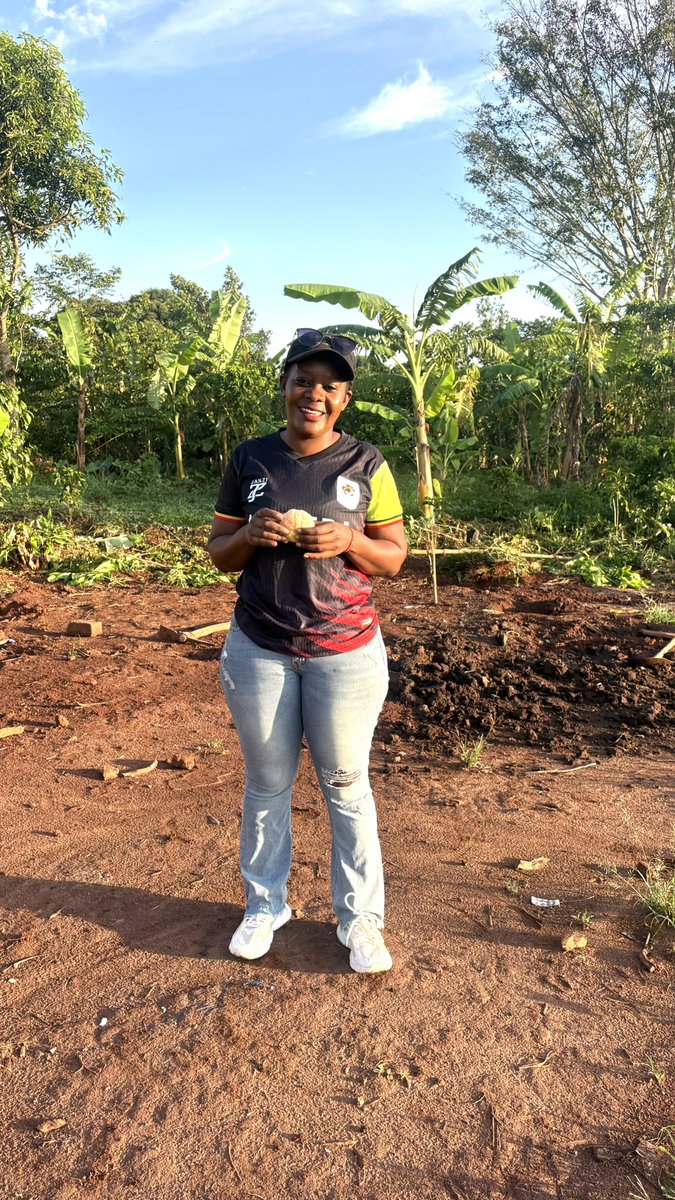 SandraNabasirye's tweet photo. Weekend mood activated🥰.. Good morning farmers❤️ https://t.co/l87awGoCMq