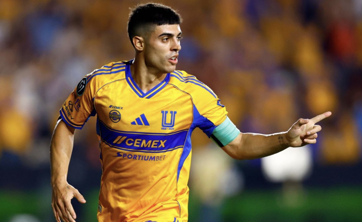 axelreyes05's tweet photo. @TigresOficial @CEMEXMx El que nunca hizo quejas, el que nunca pidió su salida, el que siempre está cuando el equipo lo necesita, el que ha manifestado que tiene amor por el equipo Juan Brunetta el de siempre🪄🇦🇷 https://t.co/Edahd5RPka