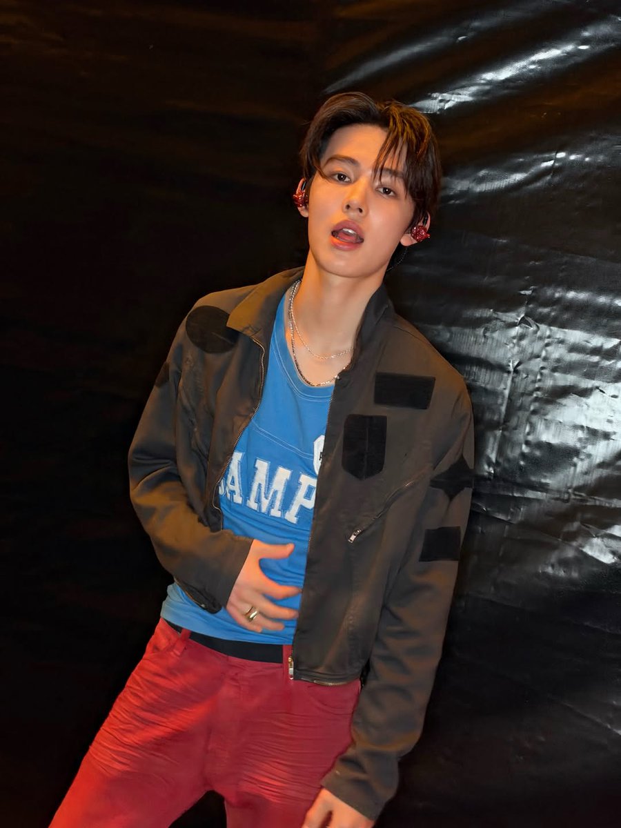 konoeomie's tweet photo. HE REALLY IS PREGNANT OMG CONGRATS https://t.co/55qDCdkEAF