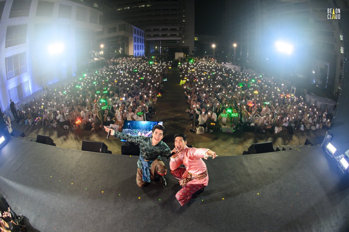 SmileApo51's tweet photo. นานกว่าที่คิดเนอะ ดีใจที่ได้รู้จักมายอาโป ได้อยู่ซัพพอร์ตเค้าตรงนี้ รวมถึงเพื่อนๆร่วมด้อมทุกคนแม้จะยังอยู่หรือไม่อยู่ก็ตาม แต่เชื่อว่าทุกการเดินร่วมกันมันมีเรื่องราวดีๆให้น่าจดจำเสมอ

Always here with you 💚💛
เติบโตไปด้วยกันอีกนานๆนะ 🥬🥕

MILEAPO SIDE BY SIDE
#6thMileApoDay1010 https://t.co/8wbmrq69vC