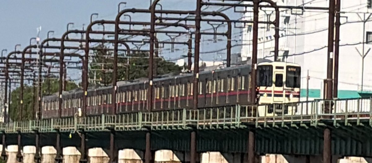 panickyyyyy's tweet photo. 聖蹟桜ヶ丘　多摩川
#京王線 https://t.co/7Aw4hN6VdK