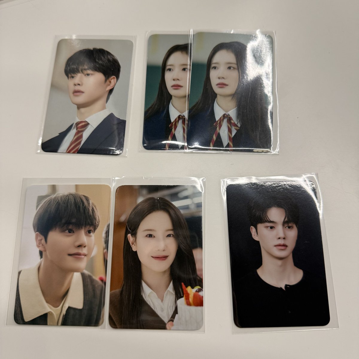_Ljy260's tweet photo. 포핸즈 팝업 특전 포카 교환

5만원 비오, 재인 / 10만원 비오, 재인
10만원 정요로 교환 구해요! (N:1 가능!)

자석 키링 포카 비오 > 정요

내일 서울 내에서 직거래 가능해요! 택배도 가능합니다 https://t.co/aN34ha5hmY