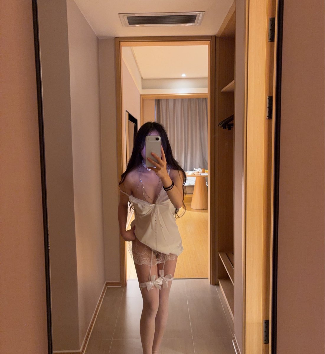Ruigiao55's tweet photo. 诚意满满！🚪哥好温柔！！！🥺 https://t.co/b6HX7HESAc
