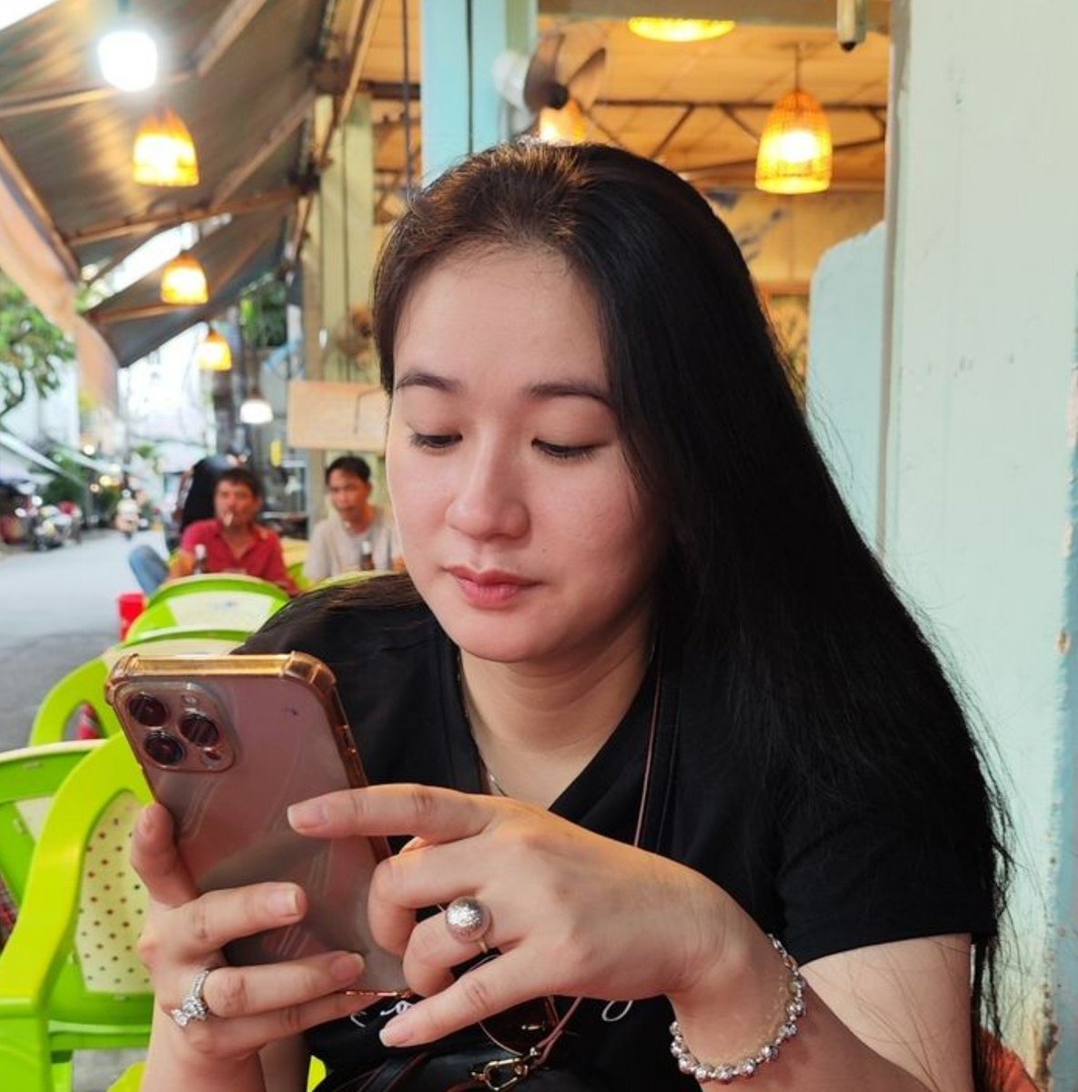 ntyshal's tweet photo. Yang lagi viral katanya diwarung
https://t.co/bWSQ0NvfhT https://t.co/5Pq9DefA6s