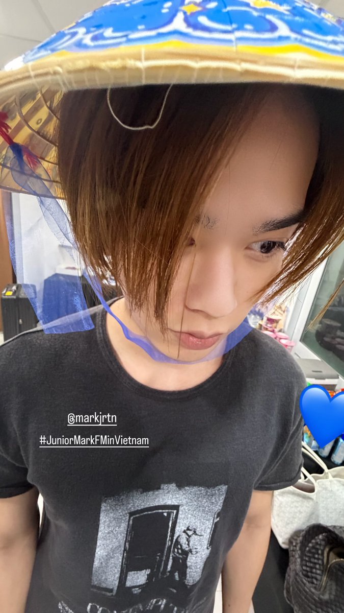 afterjju's tweet photo. from igs ㅡ babybest_sam 

#JuniorMarkFMinVietnam
#JuniorMark #junniorrs #markjrtn https://t.co/wUzgdrzslQ