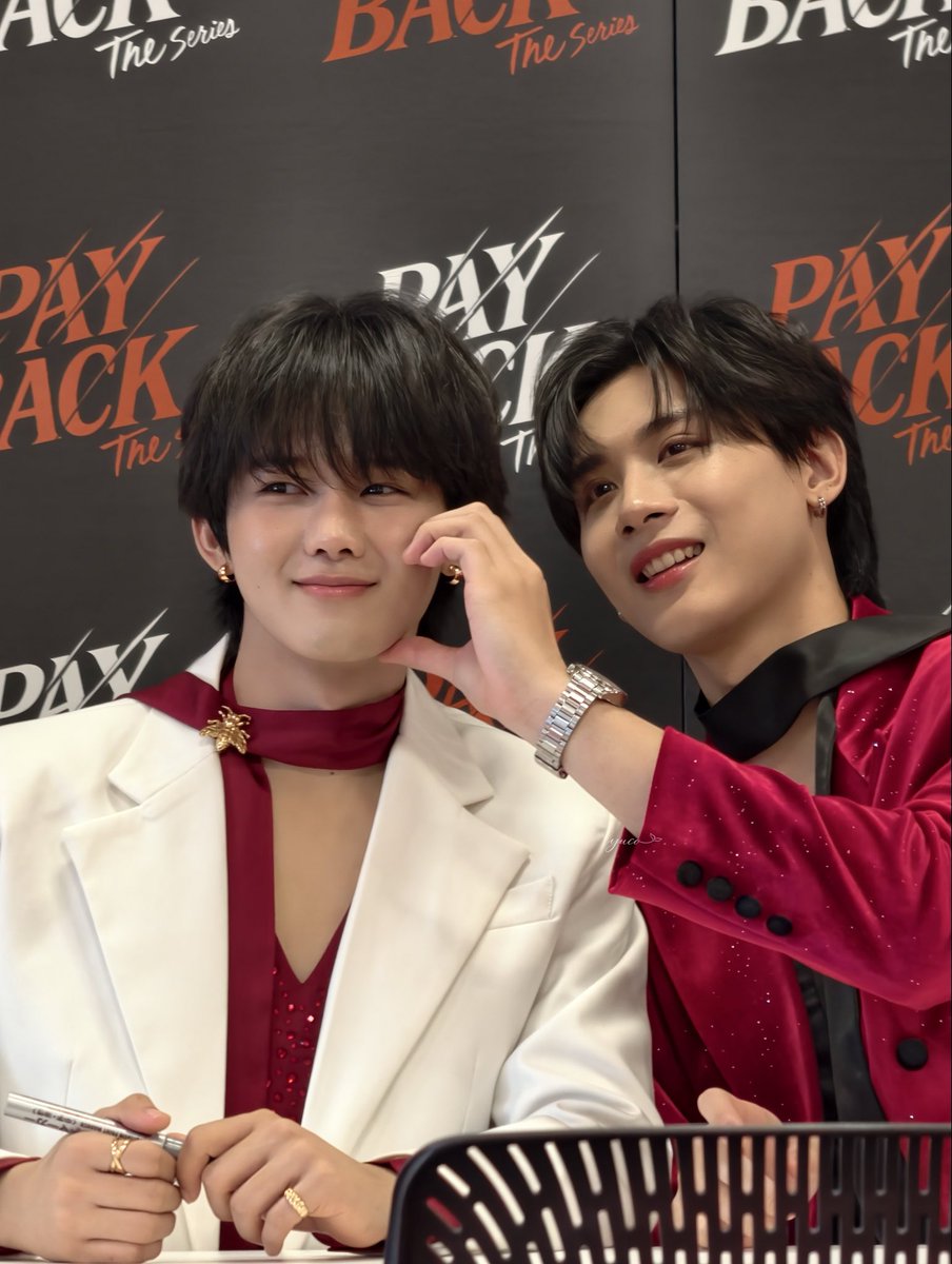 yuco_tay's tweet photo. 😇🫶

可愛いがすぎる😇😇😇

#PAYBACKTheSeries
#PAYBACKFanMeetinginJAPAN https://t.co/ERC63w8Mqn