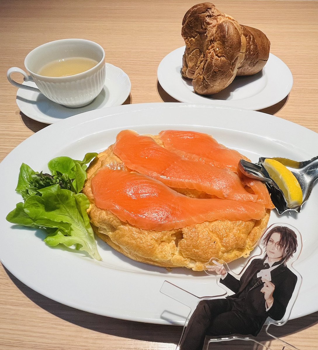 _1004_eri_'s tweet photo. お誕生日の思い出②

早朝からお腹いっぱい😂💕
薬膳茶
　ほんのり甘くて美味しかったぁ
　早朝で肌寒かったから
　あったかいの幸せ〜♡
ポップオーバー
　焼きたてで美味しかったぁ
スモークサーモンのオムレツ
　ふわふわで美味しかったぁ

#シェリダン軽井沢
#IKUO さんと朝ごはん🎶 https://t.co/i6yHEpocPa