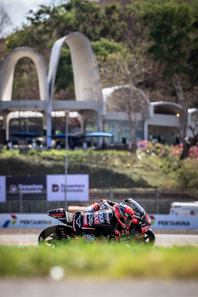 IntactGP's tweet photo. #IndonesianGP 🇮🇩 #Moto2 #Q2 is ✅

🅿️2️⃣ @DavidAlmansa22 - 1´36.948 +0.087

Coming from #Q1 @david64official ends up in 🅿️1️⃣4️⃣ - P14 1´37.841 +0.980

#LIQUIMOLY  #Dynavolt  #IntactGP  at #MandalikaCircuit https://t.co/syWxJGfeNG