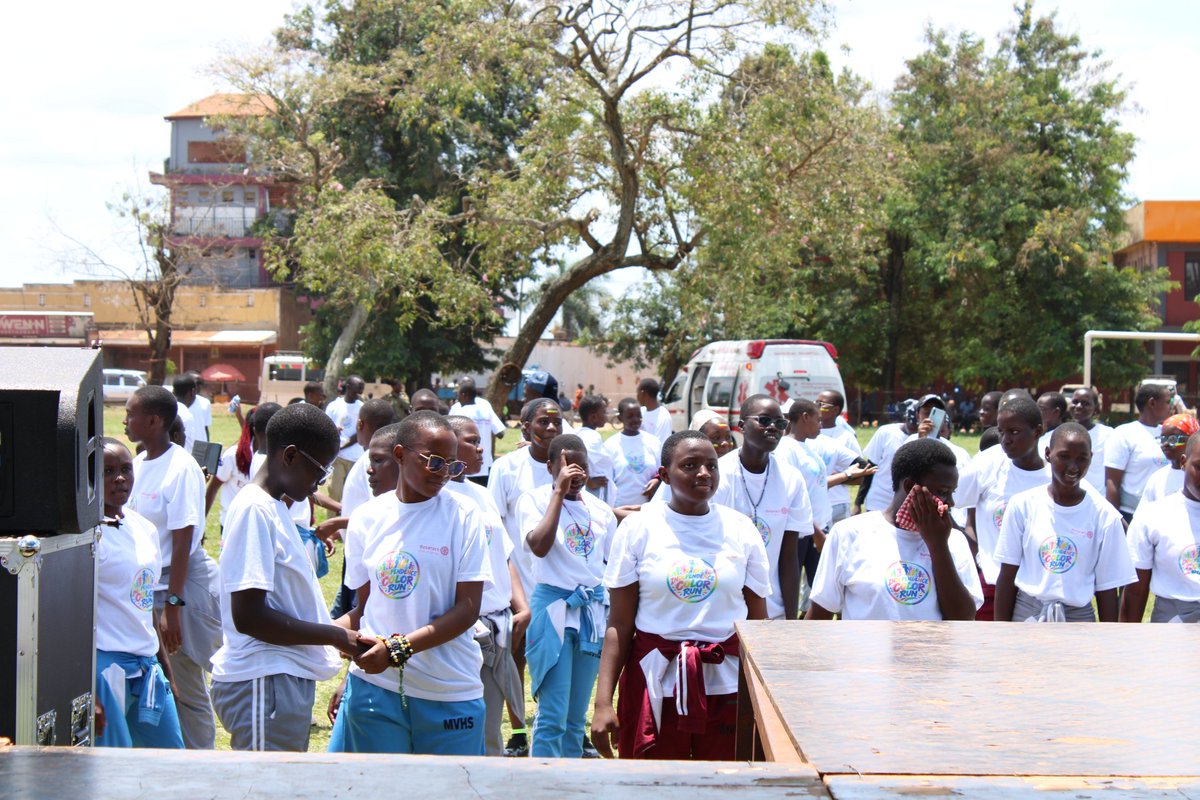 Rotaract_Iganga's tweet photo. Yesterday we held the #independencecolorrun whose proceeds are going to the renovation of a classroom block at St. Mary'sKawete primary school in namungalwe subcounty, Iganga. Hundreds showed up in support of the cause๐ https://t.co/Uvnl1gjSmk