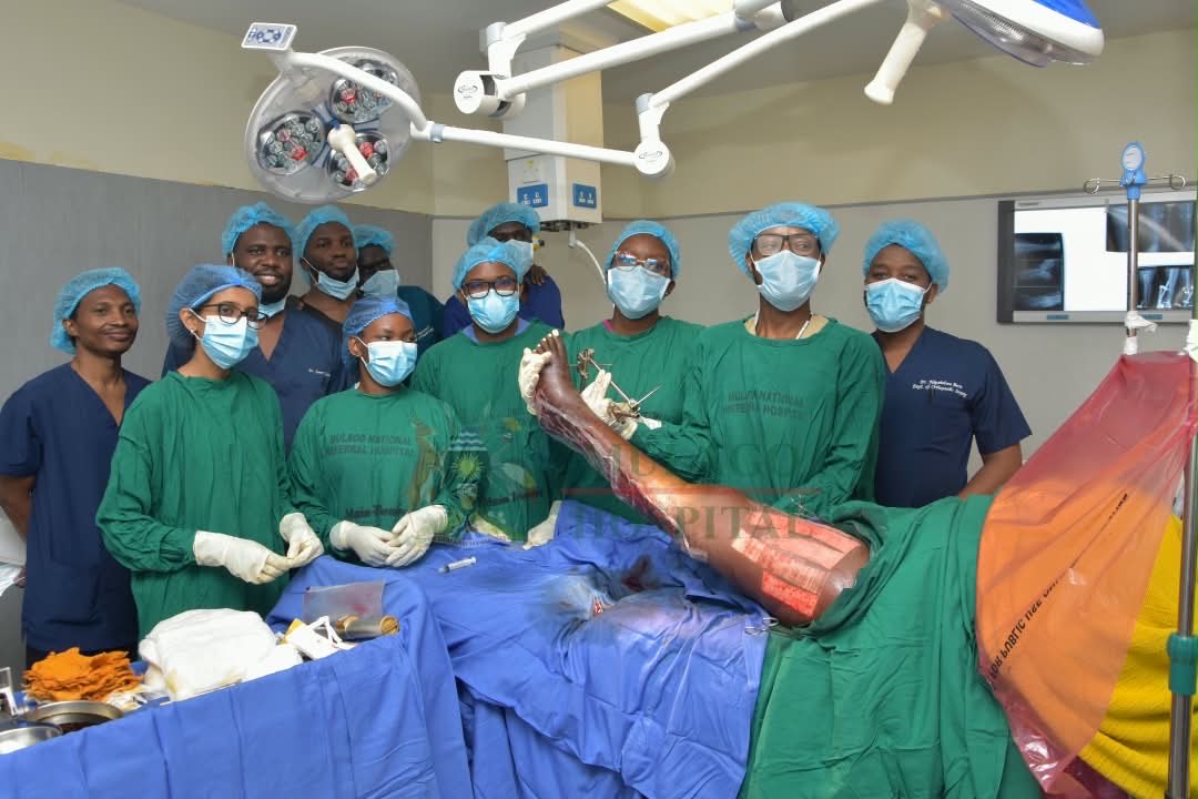 MulagoReferral's tweet photo. The free Orthoplastic Camp held @MulagoReferral from 7th–8th October marked a significant milestone, with seven patients benefiting from complex, limb-saving surgical interventions.

The camp brought together orthopaedic & plastic surgeons to manage severe trauma, including complex open fractures.

Orthopaedic surgeons reconstructed & stabilised the bone, while plastic surgeons managed the surrounding soft tissues—demonstrating the power of multidisciplinary care.

Beyond surgery, the camp strengthened local surgical capacity through knowledge exchange and skills transfer.

Huge thanks to Global Surgery Amsterdam, Interplast Netherlands & the entire surgical team for helping give patients a second chance at mobility and independence.

This is more than surgery. It is limb salvage. It is hope. It is a second chance.

#MulagoNRH#OrthoplasticCamp #SkillsTransfer #GlobalSurgery #TraumaCare