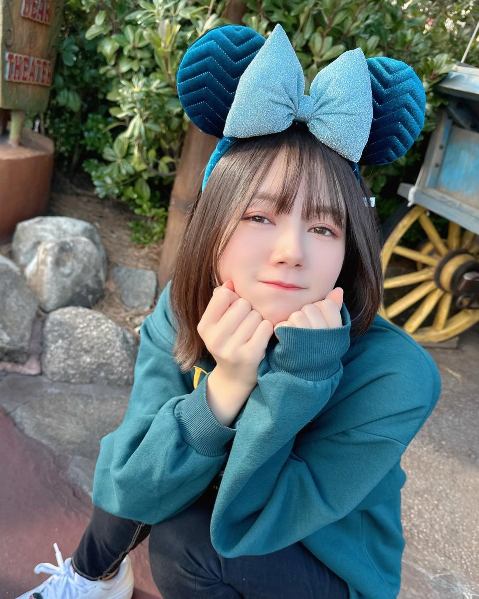 tomaco85237's tweet photo. 涼森れむちゃん、ぶりっ子も可愛いな
#涼森れむ https://t.co/G320RM1Z3V