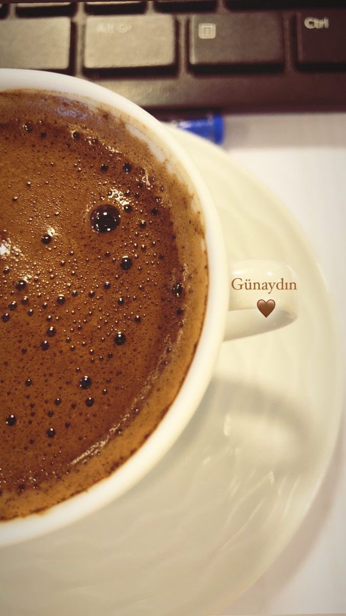 yesilimamannn's tweet photo. Cumartesi çalışmasını çıkaran eminim şu an uyuyordur. Günaydın mesaiciler. 
#günaydın 
#cumartesi https://t.co/z22zDfTOD7