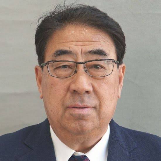 hikaruganji's tweet photo. やはり、同じ匂いがしますね。。。

茨城県の市長と

長野県の町長です。 https://t.co/9xkzXIcvYW
