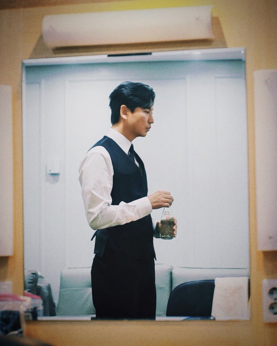 southroad_d's tweet photo. 길이길이 기억될 김남길 미모..✨ https://t.co/B4xtEhUy49
