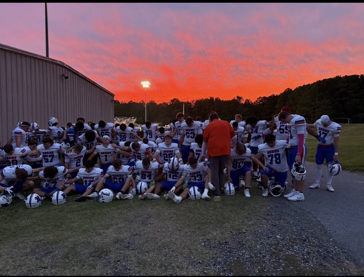 nwbruincoach's tweet photo. What a beautiful night!  God is great in the wins, the losses, and all other times.   Thank you a Jesus for the coaches, the community, and especially this team. GO BRUINS!! https://t.co/CAKHG7yGjx