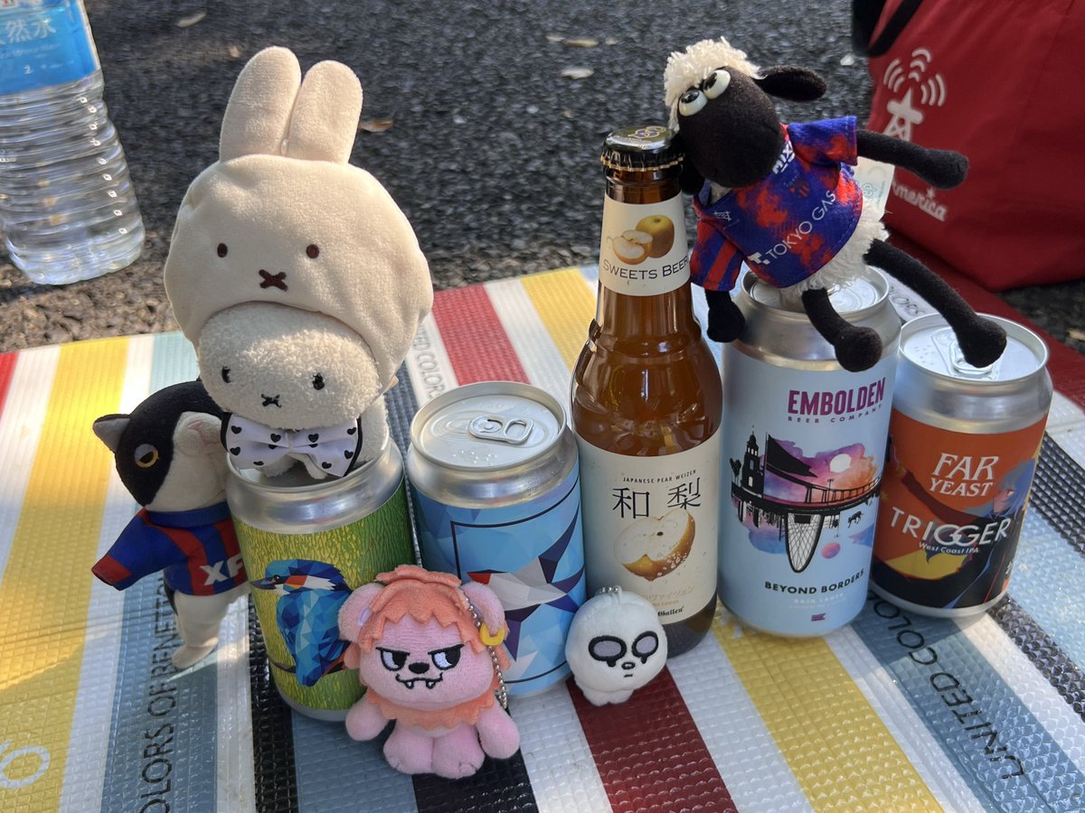 gatlingmayor's tweet photo. 部活は欠かさず
#FC東京ビール部 https://t.co/LxHfQxtq2Q