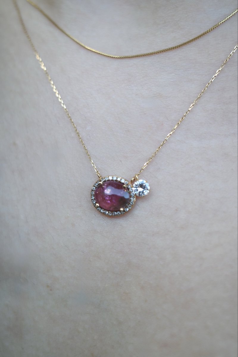 ARTIDAOUD's tweet photo. Monthly High Jewelry💍
📍LUMINE Yurakucho

10月はルビーを中心にサファイア、ダイヤモンド、トルマリンのアイテムたちが並びます。
ファッションの差し色や、煌めきを添えるアイテムたちです。
店頭にてご試着をしていただけます、ご来店心よりお待ちしております。 https://t.co/5m5W8aoT2B
