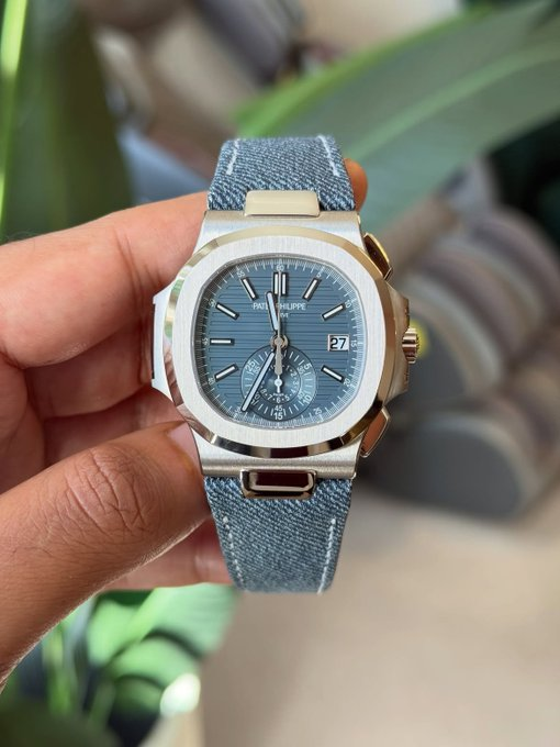 omeLuxe's tweet photo. Patek Philippe Nautilus Chronograph https://t.co/IE23hGNwcE