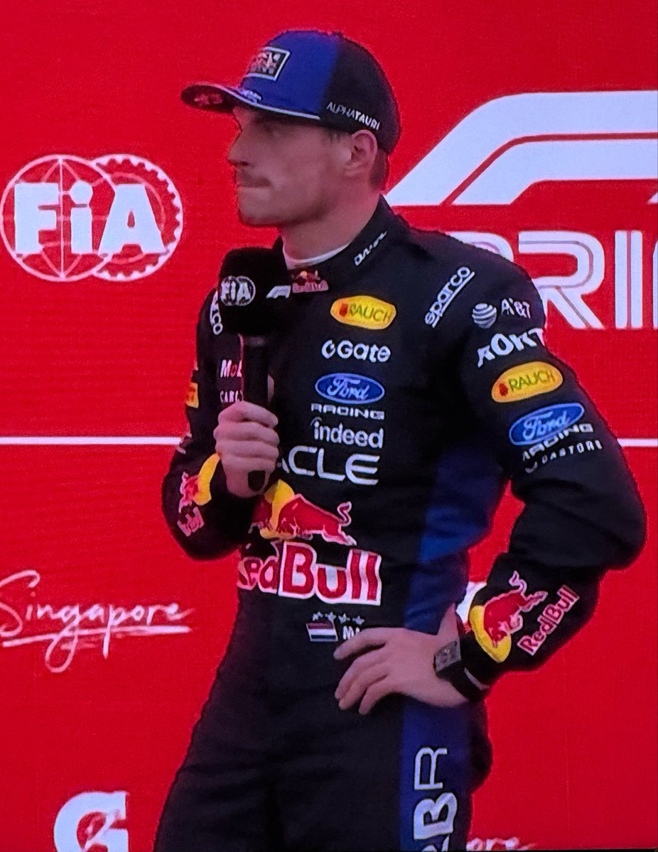 616VERSTAPPEN's tweet photo. our sprint winner❤️ https://t.co/wEzDDDvWGM