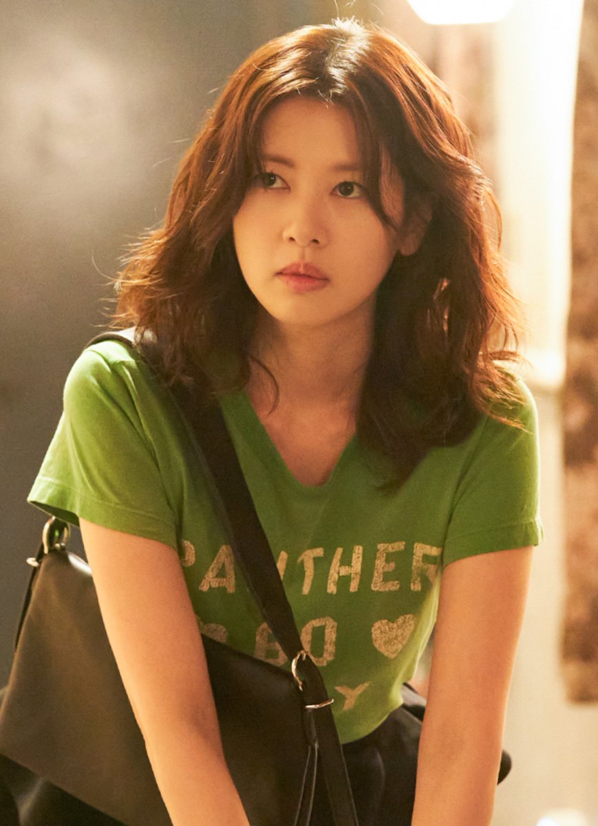 jungsominbr's tweet photo. #WouldYouMarryMe completa 1 ano de estreia! 🥳

Lançado nesse mesmo 10/10 do ano passado, o trabalho mais recente de #JungSomin conta a história de uma designer que propõe um casamento de fachada a um herdeiro de uma tradicional empresa de panificação para conseguir receber uma casa de luxo destinada a recém-casados. O que começa como um acordo conveniente acaba dando espaço a sentimentos inesperados. 

Com lançamento simultâneo no Disney+, a produção conquistou o público internacional e chegou ao topo do ranking de séries mais assistidas da plataforma durante sua exibição. Entrou no Top10 de mais de 15 países e alcançou o 1º lugar do ranking em países como Japão e Taiwan. No Brasil, fez história ao se tornar o primeiro k-drama a entrar no Top 10 do Disney+!

Reconhecida por sua atuação como Yoo Meri, #JungSomin também foi premiada no 2025 SBS Drama Awards, levando o prêmio de Top Excelência na categoria de minisséries de comédia romântica. 

Esse é um trabalho que só trouxe bons frutos. #WouldYouMarryMe, você sempre será especial! 🥰