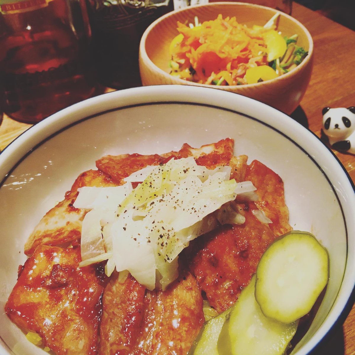 amuless's tweet photo. サタデーナイトAjitoやとります(^-^)/☕️
今のカレー☆玉ねぎのワイルドドライカレー/次カレー21時頃登場呟きよてい♪
カレーと帯広風豚丼とのハーフ&amp;ハーフもおすすめです＼(^-^)／
本日の選べる肴は20:30茹で上がり♨️千葉県産おおまさり塩茹で🥜ほか♪
#中野坂上
#カレー
#新中野
#BAR
#おおまさり https://t.co/ePC8rFvIAH