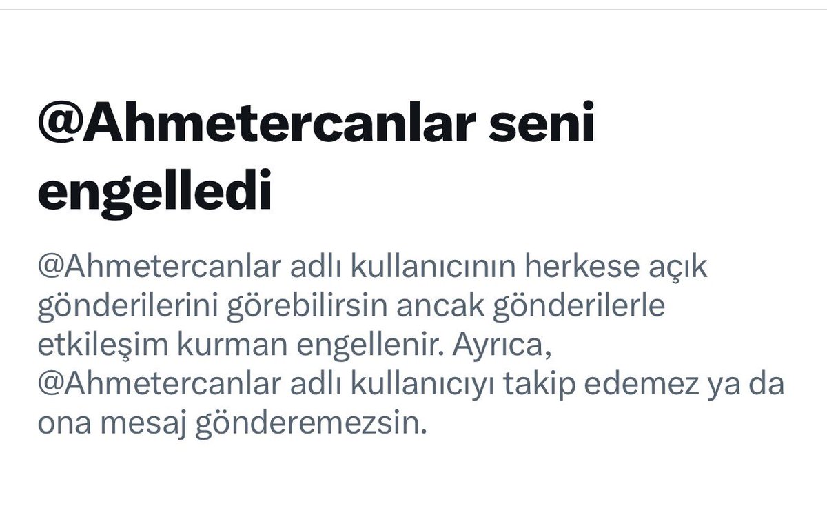 Surkentli2145's tweet photo. Vala gülüp eğlendiğim sen vardın 
Sende beni engelledin şimdi ben nerelere gidem ahmedim
Biz neden böyle olduk amcaoğlu
😂😂😂😂😂 https://t.co/k9q7Vlf6OJ
