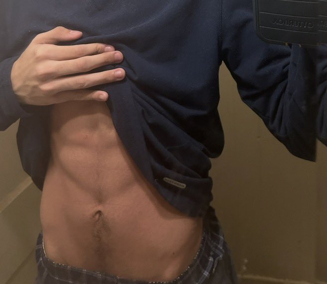 xonictt's tweet photo. #promotwt &amp; #moothunt
 New to nsfw he/him

☥ 19 | 6’2 | Dom 

ᶻ 𝗓 𐰁 bi (women+) 

⟡ hard n soft kinks 

.✦ ݁˖ i play way too many games 

♡ + ↻ to be moots MDNI! #nsfw #nsfwtwt https://t.co/5CSJ85o0u0