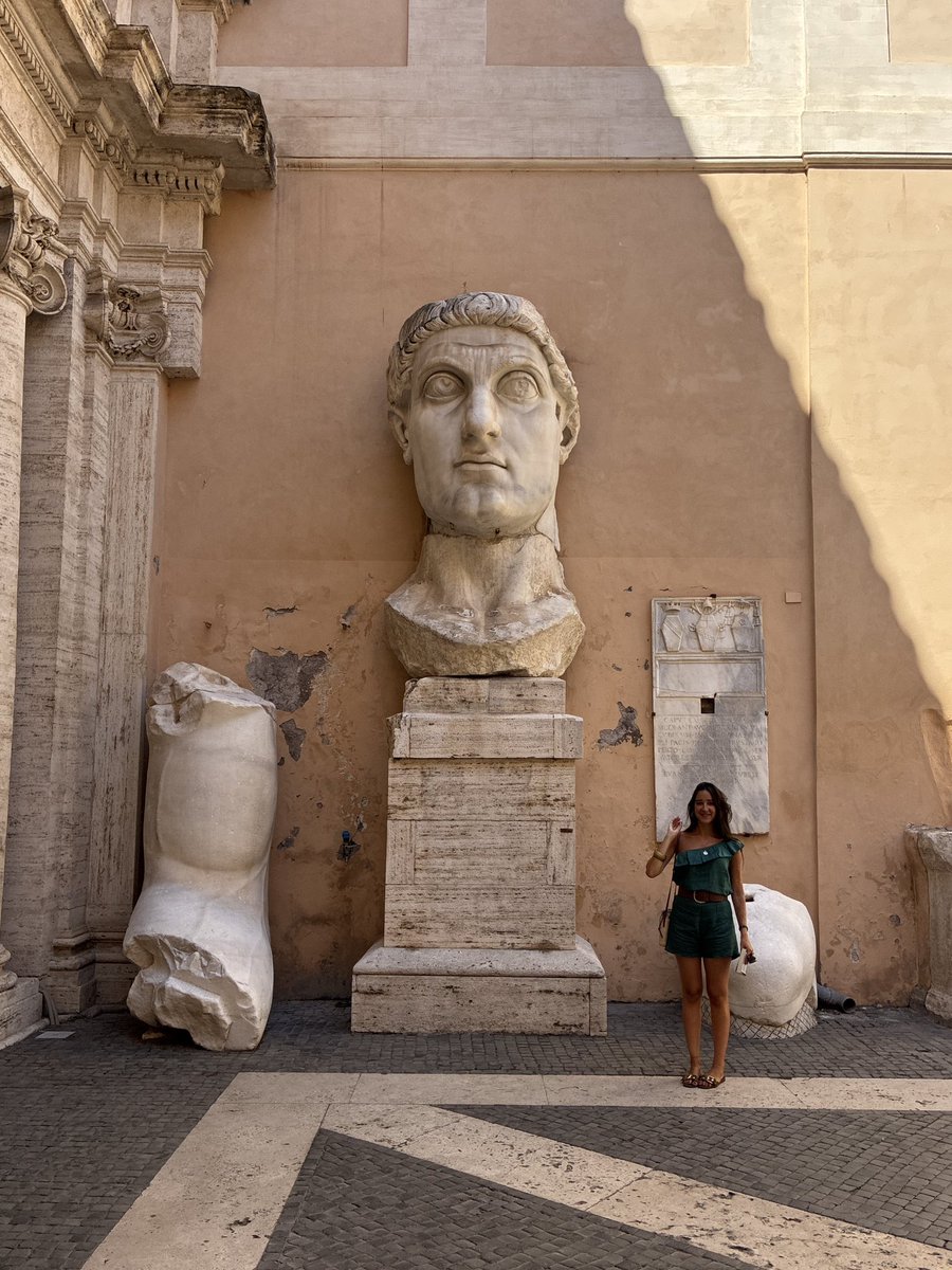 auramrtn's tweet photo. de Roma, un mes después https://t.co/QCT85rgBmF