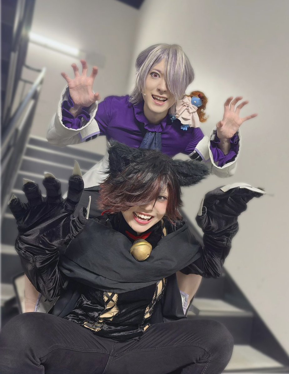 nono528ka's tweet photo. #パンミュ マチネ公演✨️
ありがとうございました🐈‍⬛.•♥

ブレイク役の一慶さん、エミリーと
にゃー！！！

ソワレ公演もがんばります✊🏻
ぜひ配信でも💓

 #パンドラハーツ https://t.co/LWNBri9fYp