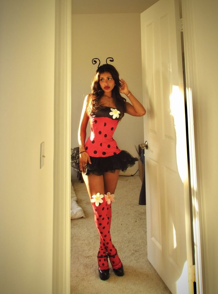 tiniirinaa's tweet photo. Me being a ladybug this Halloween is the cherry on top for this thinspo https://t.co/JGCnDWCOJJ