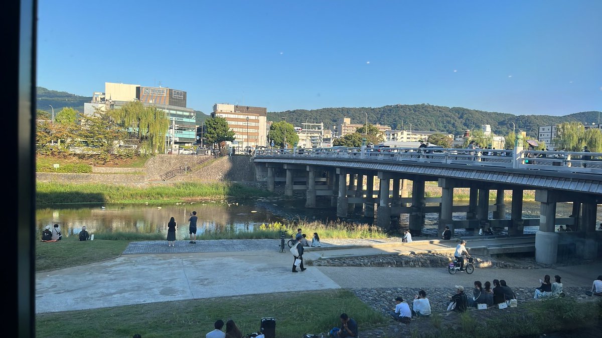 lusyu_spbv's tweet photo. もう時間も経ったし、今度ゆっくり京都を散策するのも良いかもねぇ。
どうしても来るのを避けてたけど、良い機会になったかも https://t.co/jmIJdJjeOR