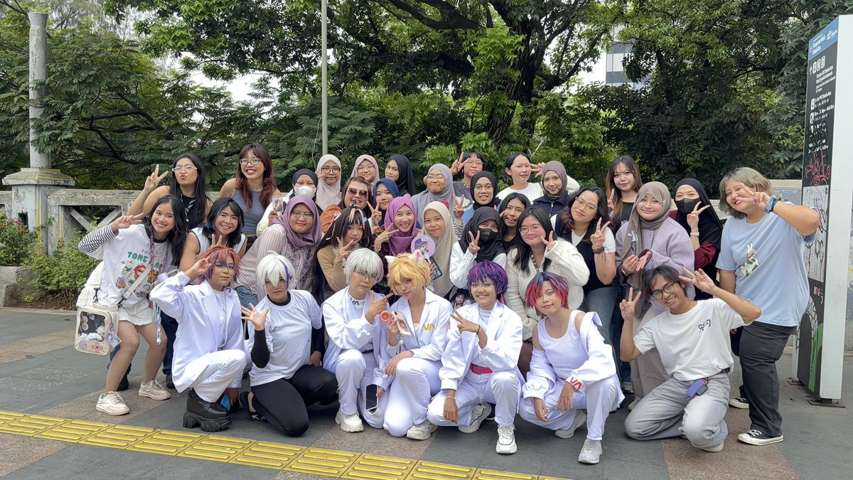 2dcrumbs's tweet photo. Thank you #Universa yang sudah datang dan meramaikan 💜🤍💛🩷❤️✨

#VO1CEVERSA #VERKUMPUL #VERSA1stAnniversary https://t.co/JJxXInSLFZ