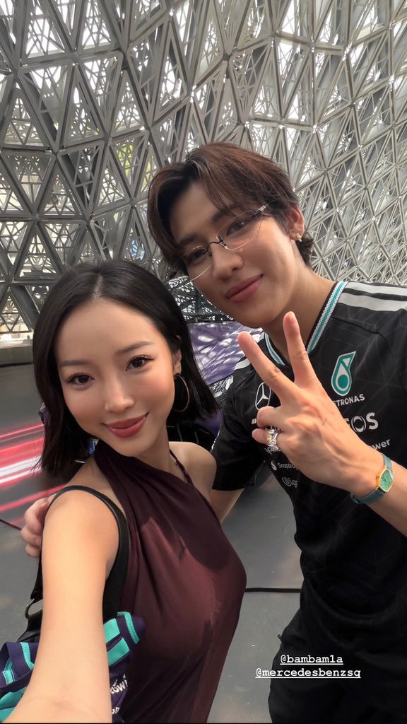 WunWun232526's tweet photo. ป่ะเริ่มเทรนด์ได้...ด้วย1รูปถ้วน😜🤭🤣

#BamBamxadidasxMercedesF1 https://t.co/X224RBkrPB