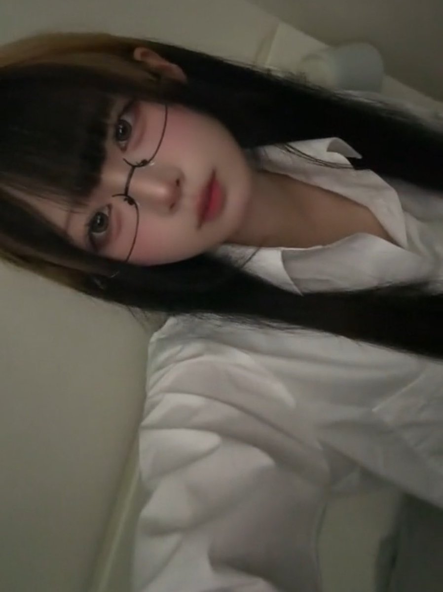 nanegy's tweet photo. 眼鏡にはやっぱスーツなのか

#自撮り界隈 https://t.co/JJeyc49r1b