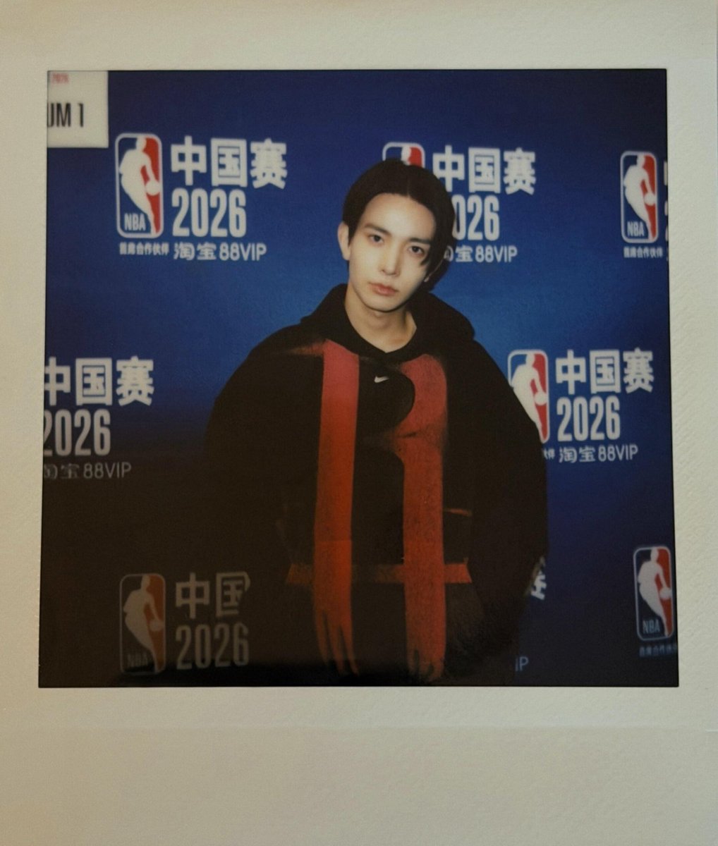 evanspopbase's tweet photo. [261010] EVAN via XHS / RedNote

🦌: A whole basket full of precious memories 🏀 

#EVAN #에반 #HEESEUNG #희승 https://t.co/kA5jW57i0a